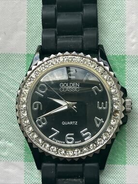 Golden Classic Black Dial And Band Women’s Quartz Watch